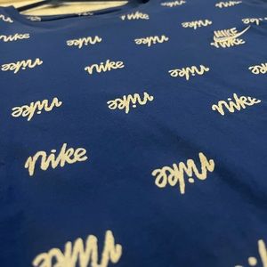 blue nike tee